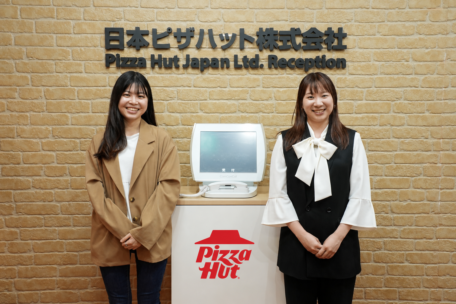 日本ピザハット様 TikTok運用支援事例｜フォロワー30万人突破までの伴走記録 【第1回・成果編】〜動画が社内を動かした。数年間の伴走で得た「2つの衝撃」〜 - SNSマーケティング事例